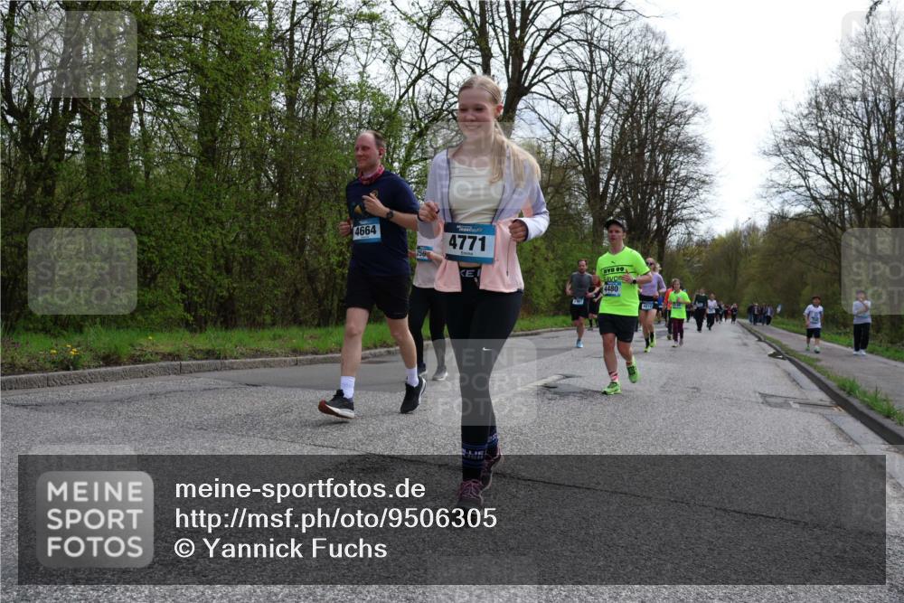 12.04.2026 - 45. Internationalen Wilhelmsburger Insellauf Yannick Fuchs http://msf.ph/oto/9506305 12.04.2026 13:00:13 Laufen 4664, 4771, 09, 4480, 4810 meine-sportfotos.de