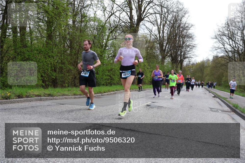 12.04.2026 - 45. Internationalen Wilhelmsburger Insellauf Yannick Fuchs http://msf.ph/oto/9506320 12.04.2026 13:00:16 Laufen 2461, 4810, 4288, 519 meine-sportfotos.de