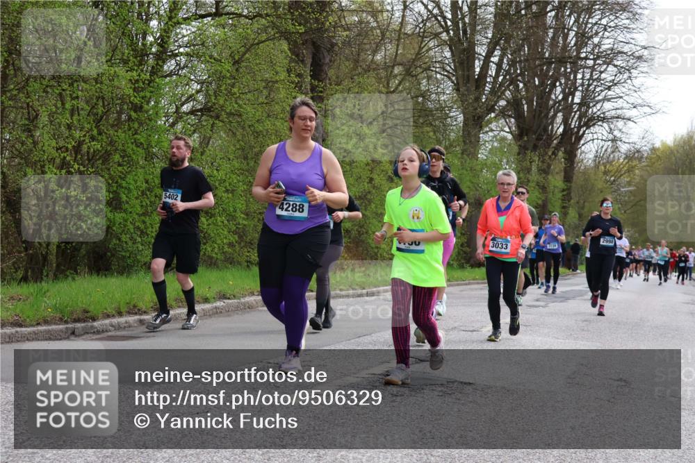 12.04.2026 - 45. Internationalen Wilhelmsburger Insellauf Yannick Fuchs http://msf.ph/oto/9506329 12.04.2026 13:00:18 Laufen 5402, 4288, 3033, 2998, 3138 meine-sportfotos.de