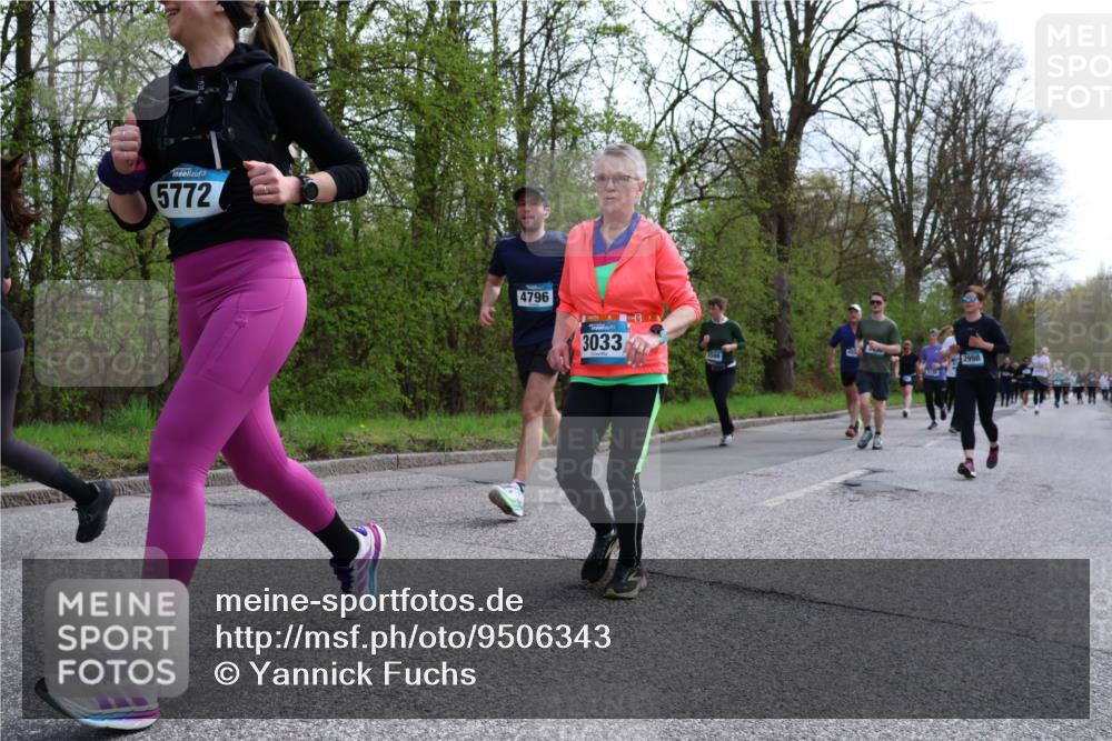 12.04.2026 - 45. Internationalen Wilhelmsburger Insellauf Yannick Fuchs http://msf.ph/oto/9506343 12.04.2026 13:00:21 Laufen 5772, 4796, 3033, 2998 meine-sportfotos.de