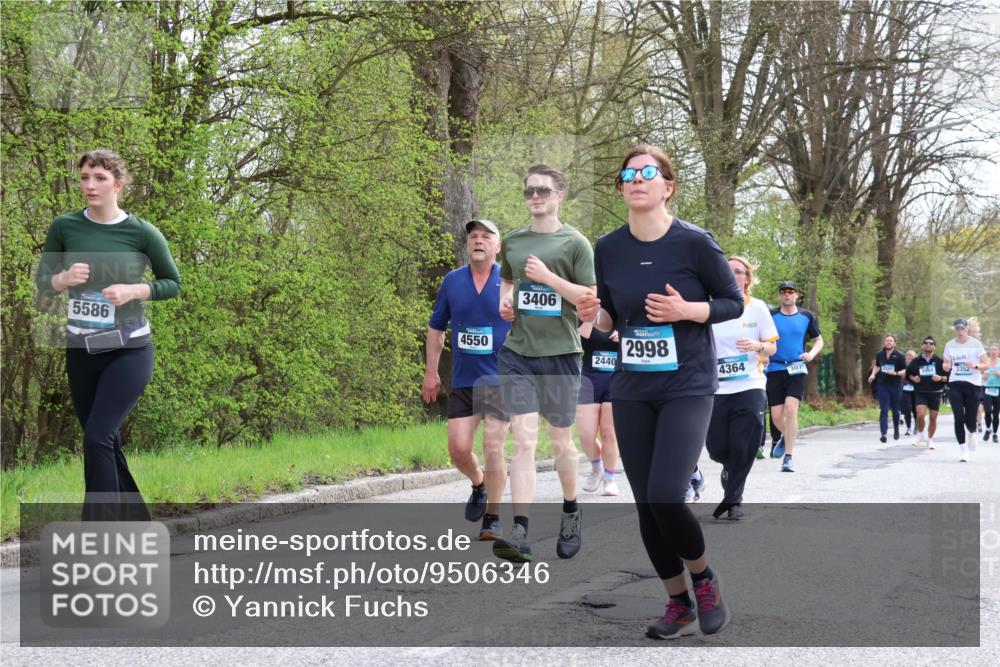 12.04.2026 - 45. Internationalen Wilhelmsburger Insellauf Yannick Fuchs http://msf.ph/oto/9506346 12.04.2026 13:00:22 Laufen 5586, 4550, 3406, 2440, 2998, 4364, 3079, 3352 meine-sportfotos.de