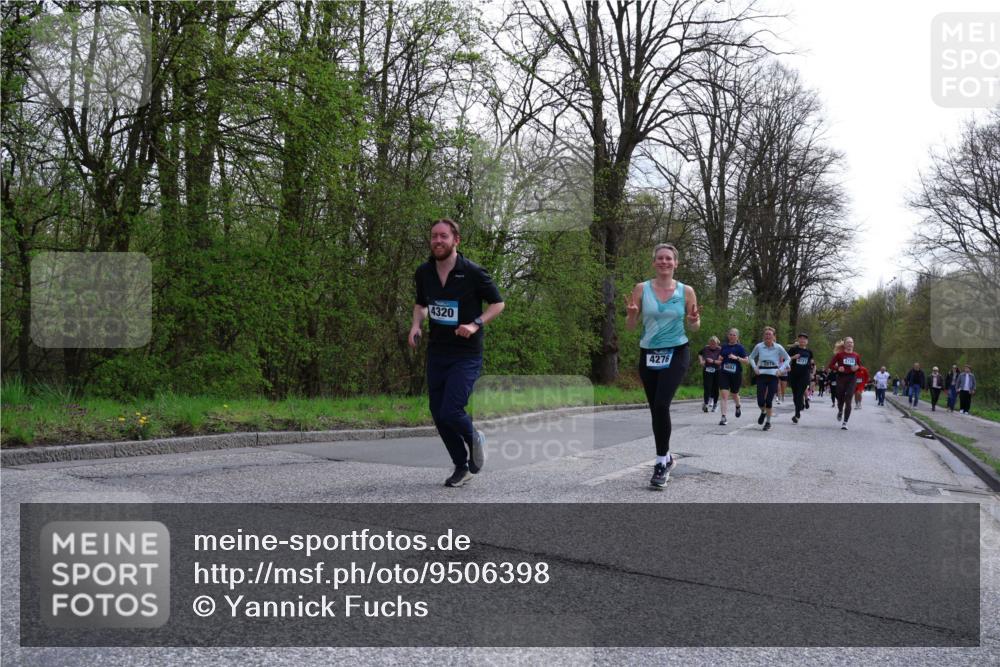 12.04.2026 - 45. Internationalen Wilhelmsburger Insellauf Yannick Fuchs http://msf.ph/oto/9506398 12.04.2026 13:00:33 Laufen 4320, 4276, 4720 meine-sportfotos.de