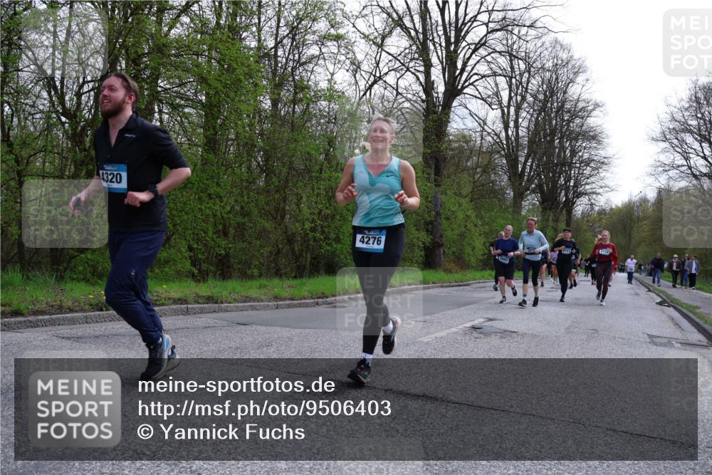 12.04.2026 - 45. Internationalen Wilhelmsburger Insellauf Yannick Fuchs http://msf.ph/oto/9506403 12.04.2026 13:00:33 Laufen 4320, 4276, 4721, 4720, 5693 meine-sportfotos.de
