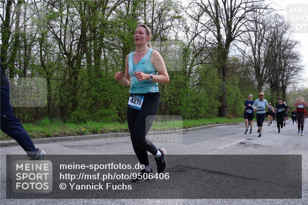 12.04.2026 - 45. Internationalen Wilhelmsburger Insellauf Yannick Fuchs http://msf.ph/oto/9506406 12.04.2026 13:00:34 Laufen 4276, 5693, 5674, 4721, 4720, 4720 meine-sportfotos.de
