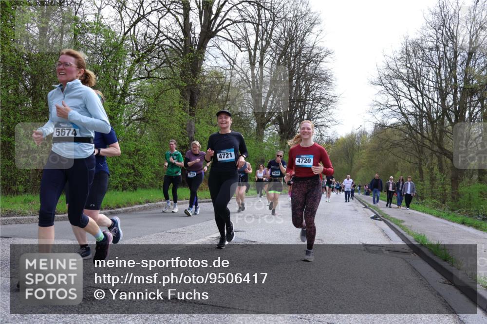 12.04.2026 - 45. Internationalen Wilhelmsburger Insellauf Yannick Fuchs http://msf.ph/oto/9506417 12.04.2026 13:00:36 Laufen 5674, 3729, 4721, 4846, 4720 meine-sportfotos.de