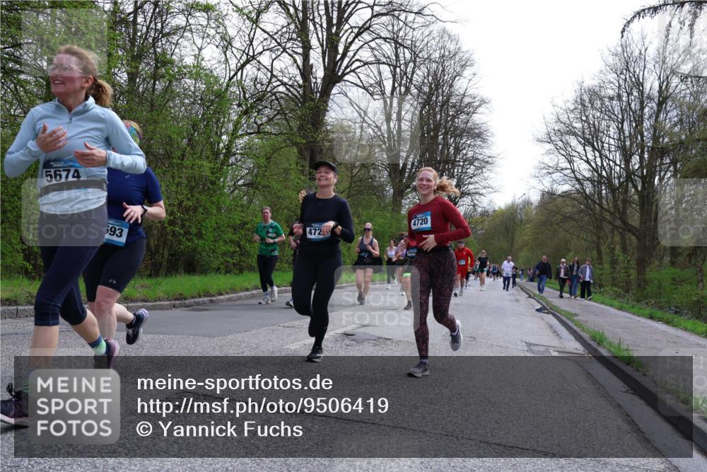 12.04.2026 - 45. Internationalen Wilhelmsburger Insellauf Yannick Fuchs http://msf.ph/oto/9506419 12.04.2026 13:00:36 Laufen 5674, 693, 472, 4720 meine-sportfotos.de
