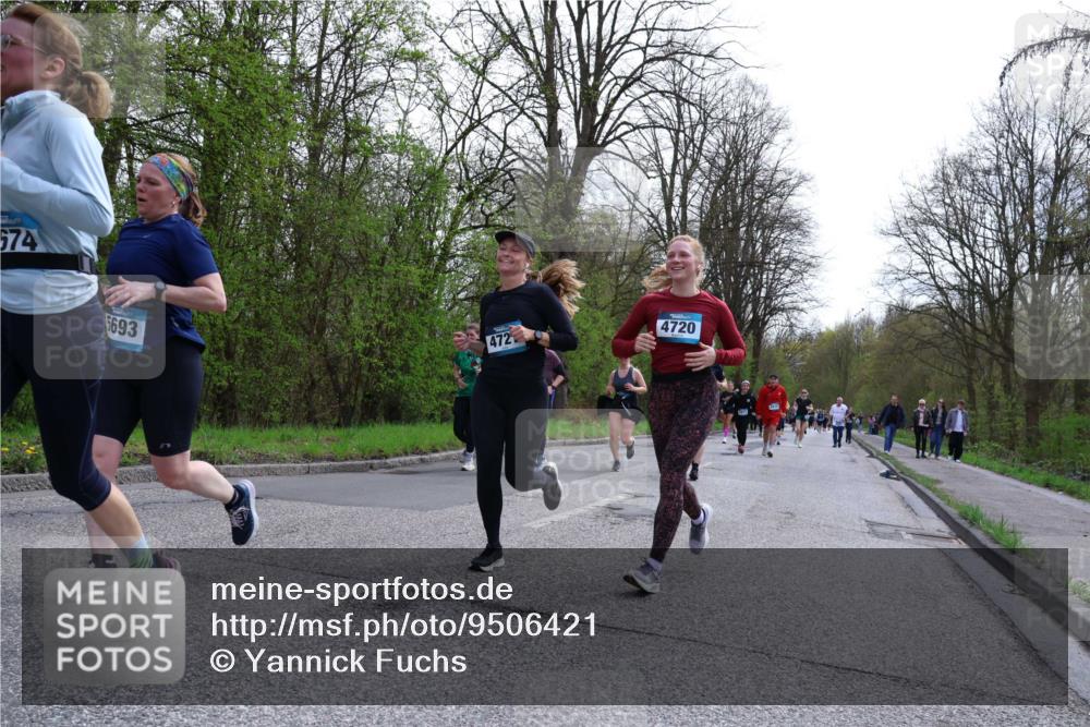 12.04.2026 - 45. Internationalen Wilhelmsburger Insellauf Yannick Fuchs http://msf.ph/oto/9506421 12.04.2026 13:00:37 Laufen 574, 5693, 472, 4720 meine-sportfotos.de