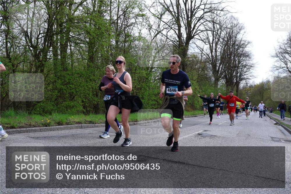 12.04.2026 - 45. Internationalen Wilhelmsburger Insellauf Yannick Fuchs http://msf.ph/oto/9506435 12.04.2026 13:00:39 Laufen 729, 4846, 4912 meine-sportfotos.de