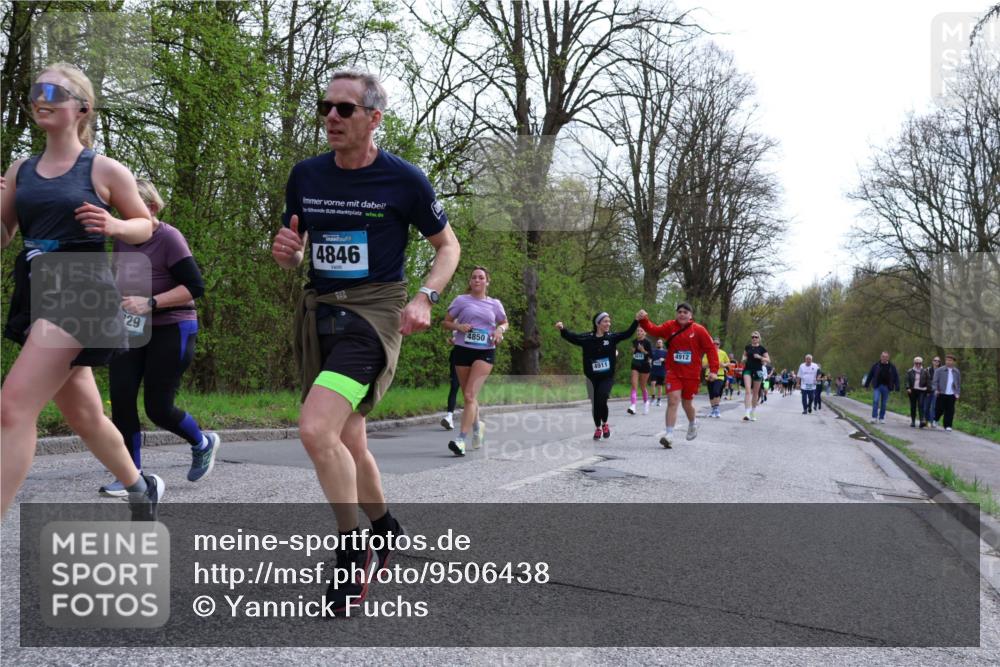 12.04.2026 - 45. Internationalen Wilhelmsburger Insellauf Yannick Fuchs http://msf.ph/oto/9506438 12.04.2026 13:00:40 Laufen 29, 828, 4846, 4850, 4912, 4911 meine-sportfotos.de