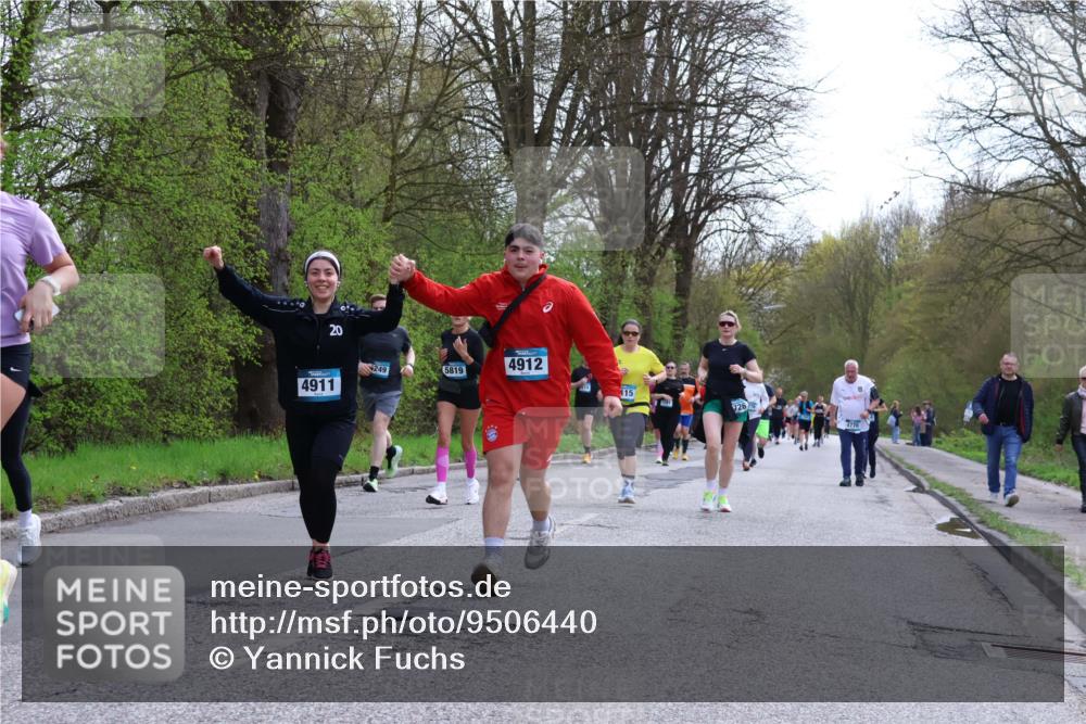 12.04.2026 - 45. Internationalen Wilhelmsburger Insellauf Yannick Fuchs http://msf.ph/oto/9506440 12.04.2026 13:00:40 Laufen 20, 249, 5819, 4912, 4911, 115, 726, 4770 meine-sportfotos.de