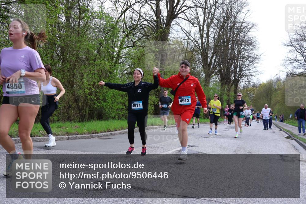 12.04.2026 - 45. Internationalen Wilhelmsburger Insellauf Yannick Fuchs http://msf.ph/oto/9506446 12.04.2026 13:00:41 Laufen 4850, 20, 4911, 4249, 4912, 3115, 726 meine-sportfotos.de