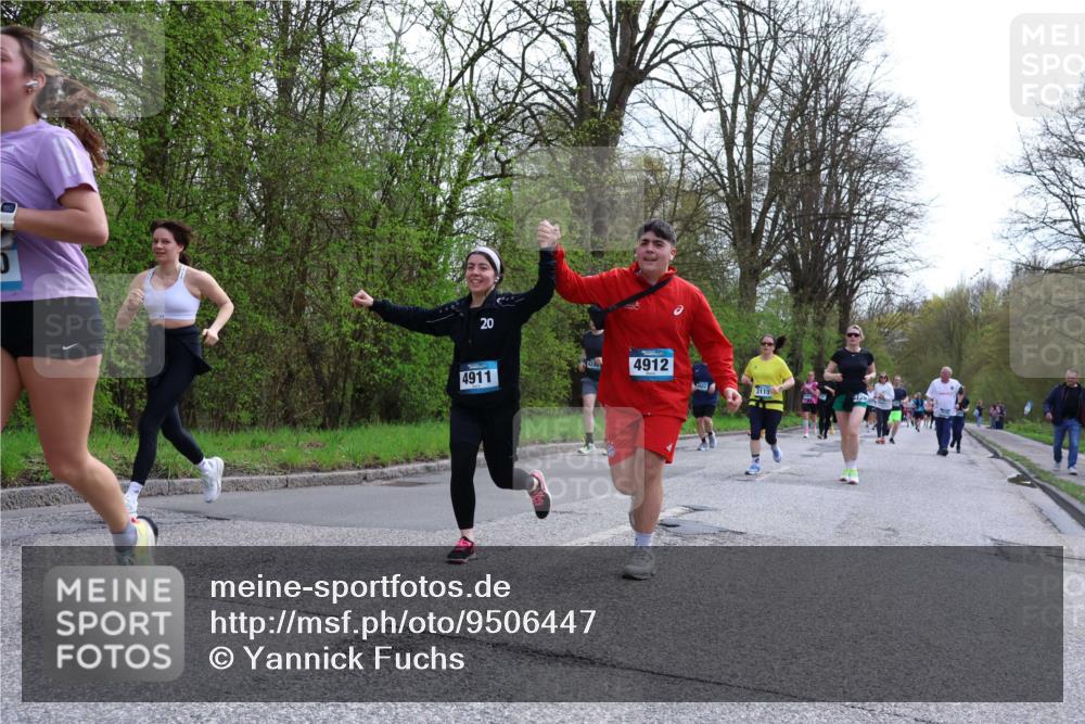 12.04.2026 - 45. Internationalen Wilhelmsburger Insellauf Yannick Fuchs http://msf.ph/oto/9506447 12.04.2026 13:00:42 Laufen 20, 4911, 4912, 3115 meine-sportfotos.de