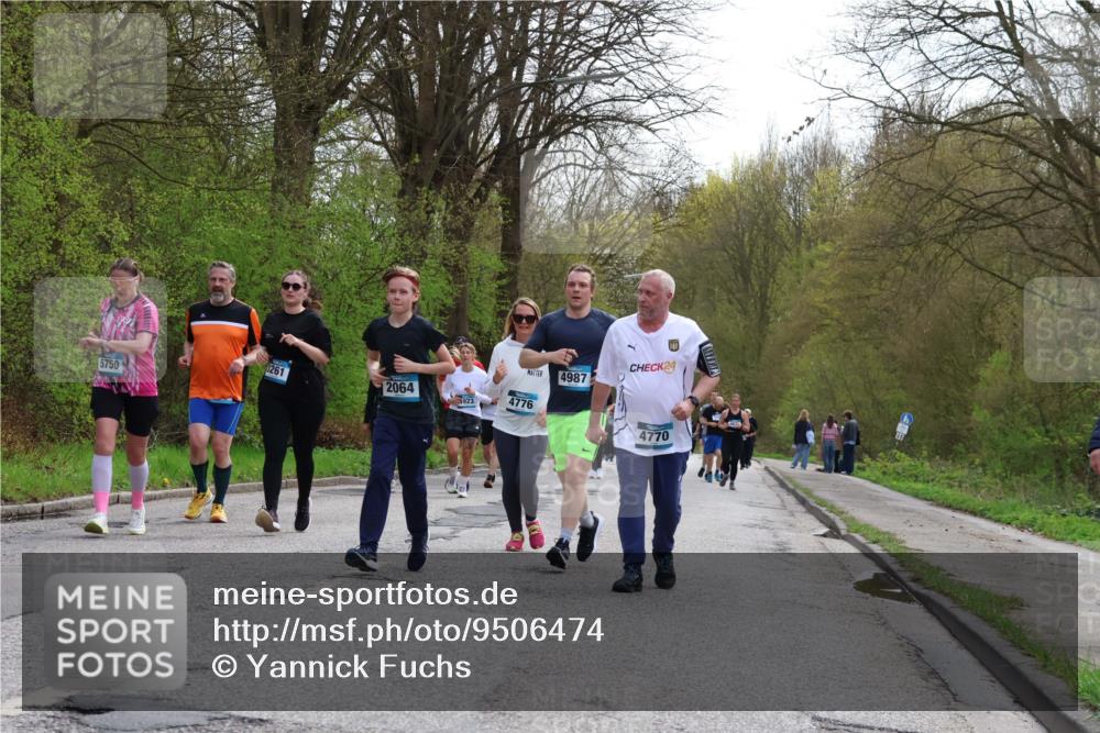 12.04.2026 - 45. Internationalen Wilhelmsburger Insellauf Yannick Fuchs http://msf.ph/oto/9506474 12.04.2026 13:00:47 Laufen 3261, 5750, 2064, 1923, 4987, 4776, 24, 4770 meine-sportfotos.de