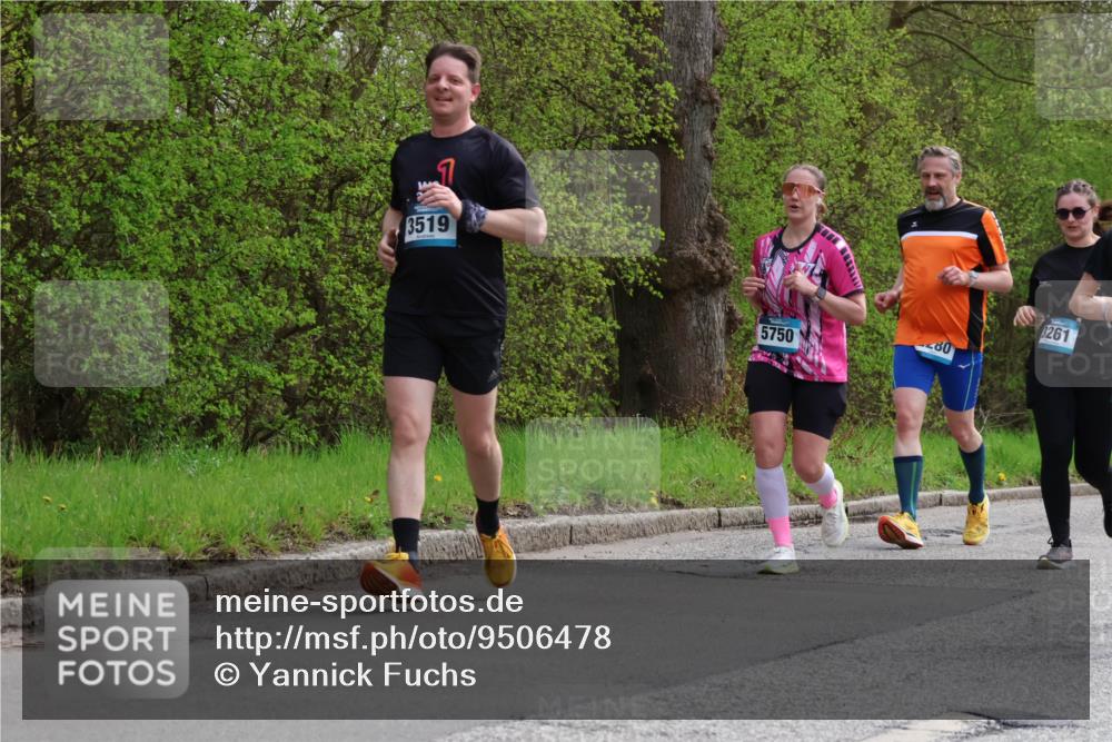 12.04.2026 - 45. Internationalen Wilhelmsburger Insellauf Yannick Fuchs http://msf.ph/oto/9506478 12.04.2026 13:00:48 Laufen 3519, 5750, 80, 3261 meine-sportfotos.de