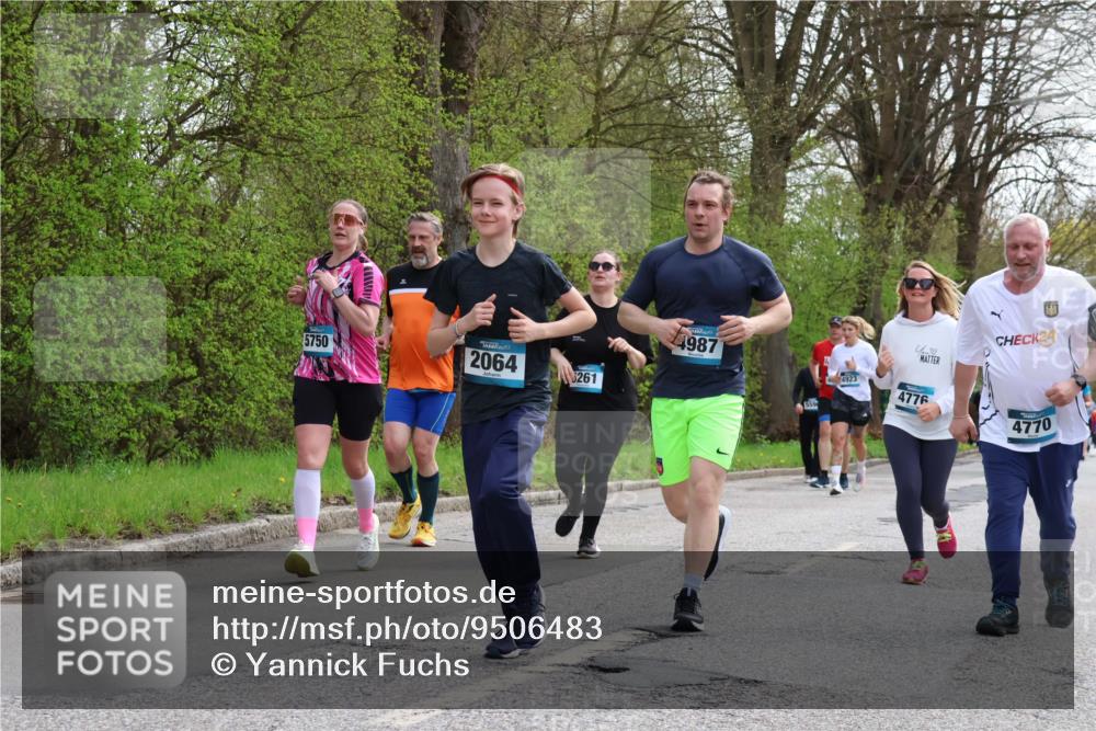 12.04.2026 - 45. Internationalen Wilhelmsburger Insellauf Yannick Fuchs http://msf.ph/oto/9506483 12.04.2026 13:00:49 Laufen 5750, 2064, 261, 4987, 4923, 24, 4776, 4770 meine-sportfotos.de