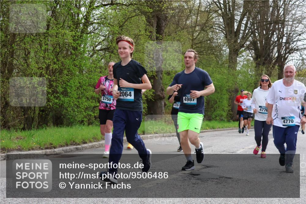 12.04.2026 - 45. Internationalen Wilhelmsburger Insellauf Yannick Fuchs http://msf.ph/oto/9506486 12.04.2026 13:00:49 Laufen 5750, 2064, 326, 4987, 24, 4776, 4770 meine-sportfotos.de