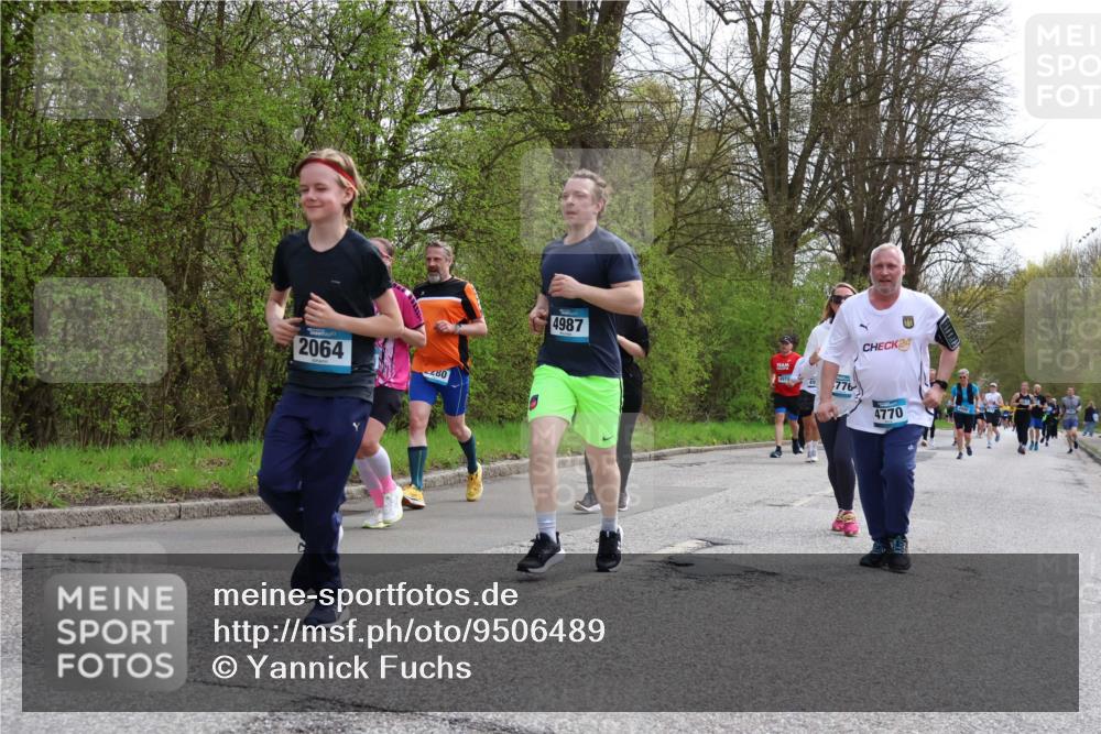 12.04.2026 - 45. Internationalen Wilhelmsburger Insellauf Yannick Fuchs http://msf.ph/oto/9506489 12.04.2026 13:00:50 Laufen 2064, 280, 4987, 1970, 49, 776, 24, 4770 meine-sportfotos.de