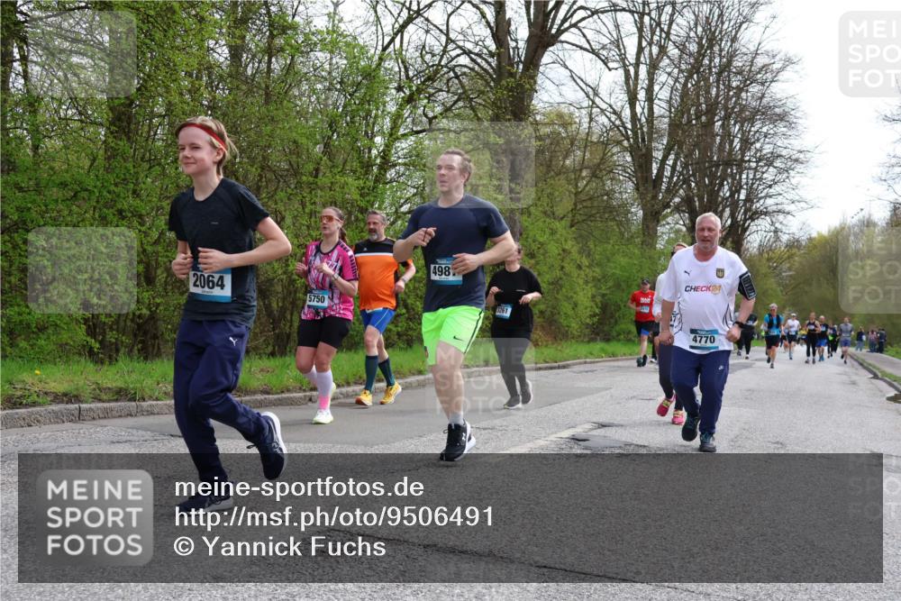 12.04.2026 - 45. Internationalen Wilhelmsburger Insellauf Yannick Fuchs http://msf.ph/oto/9506491 12.04.2026 13:00:50 Laufen 2064, 5750, 498, 24, 3261, 4770 meine-sportfotos.de