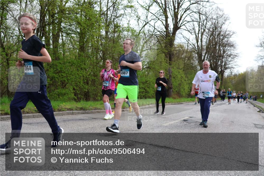 12.04.2026 - 45. Internationalen Wilhelmsburger Insellauf Yannick Fuchs http://msf.ph/oto/9506494 12.04.2026 13:00:51 Laufen 2064, 5750, 4987, 24, 4770 meine-sportfotos.de