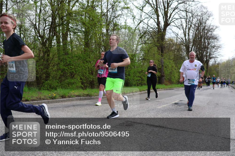 12.04.2026 - 45. Internationalen Wilhelmsburger Insellauf Yannick Fuchs http://msf.ph/oto/9506495 12.04.2026 13:00:51 Laufen 164, 5750, 4987, 24, 4770 meine-sportfotos.de