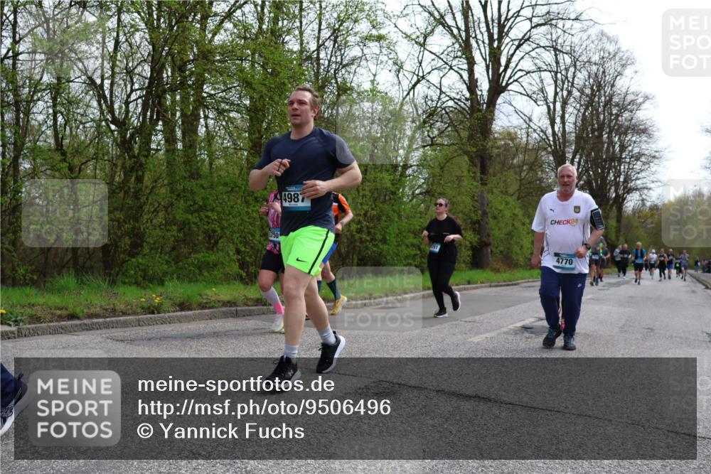 12.04.2026 - 45. Internationalen Wilhelmsburger Insellauf Yannick Fuchs http://msf.ph/oto/9506496 12.04.2026 13:00:51 Laufen 5750, 4987, 24, 4770 meine-sportfotos.de