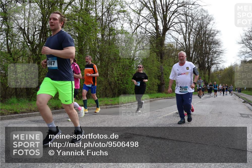 12.04.2026 - 45. Internationalen Wilhelmsburger Insellauf Yannick Fuchs http://msf.ph/oto/9506498 12.04.2026 13:00:51 Laufen 4987, 61, 24, 4770 meine-sportfotos.de