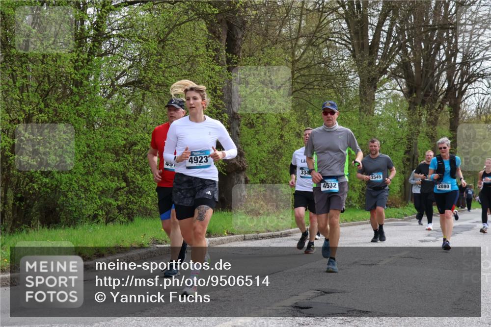 12.04.2026 - 45. Internationalen Wilhelmsburger Insellauf Yannick Fuchs http://msf.ph/oto/9506514 12.04.2026 13:00:54 Laufen 457, 4923, 334, 4532, 2545, 2080 meine-sportfotos.de