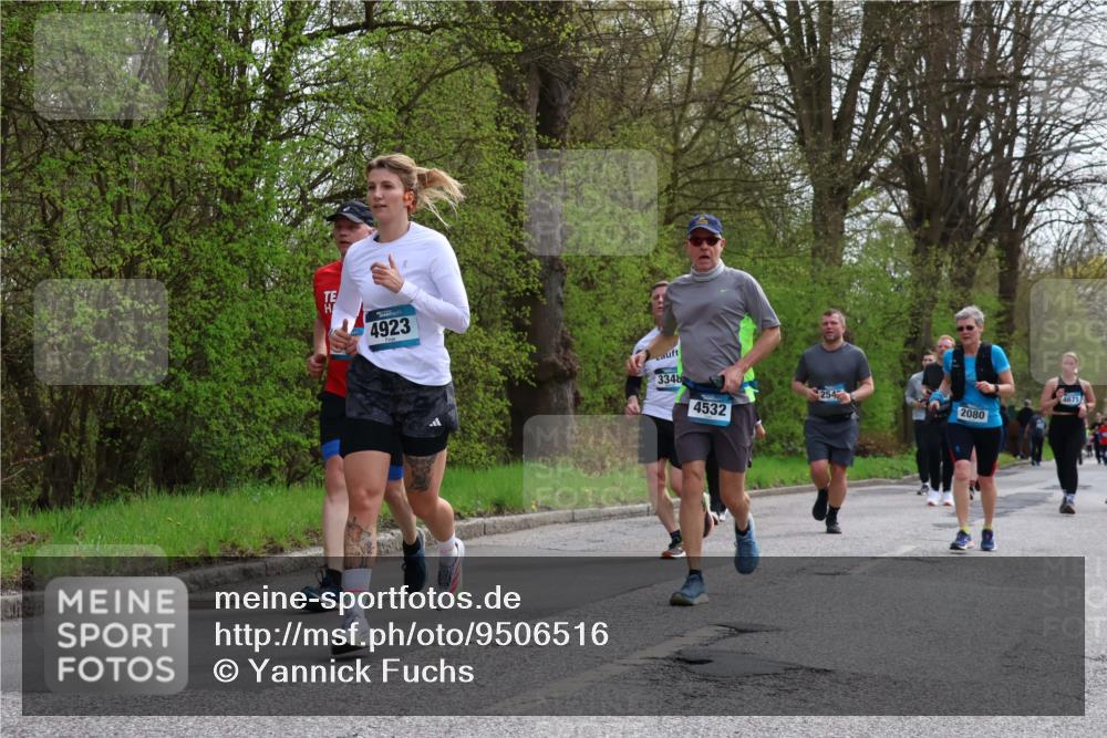 12.04.2026 - 45. Internationalen Wilhelmsburger Insellauf Yannick Fuchs http://msf.ph/oto/9506516 12.04.2026 13:00:55 Laufen 4923, 3348, 254, 4671, 4532, 2080 meine-sportfotos.de