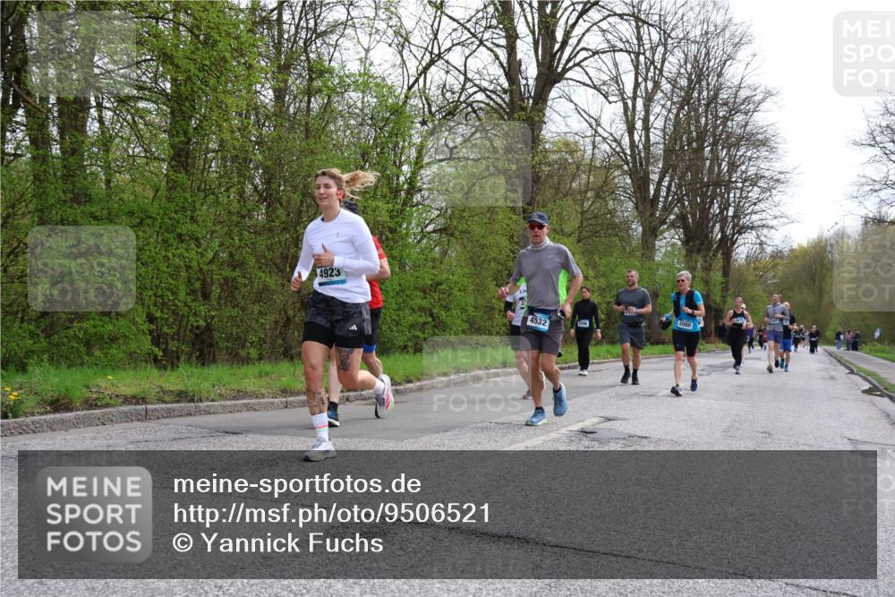 12.04.2026 - 45. Internationalen Wilhelmsburger Insellauf Yannick Fuchs http://msf.ph/oto/9506521 12.04.2026 13:00:55 Laufen 4923, 4532, 2080 meine-sportfotos.de