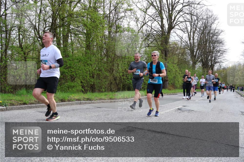 12.04.2026 - 45. Internationalen Wilhelmsburger Insellauf Yannick Fuchs http://msf.ph/oto/9506533 12.04.2026 13:00:58 Laufen 248, 2545, 4671, 92, 2080, 3407 meine-sportfotos.de