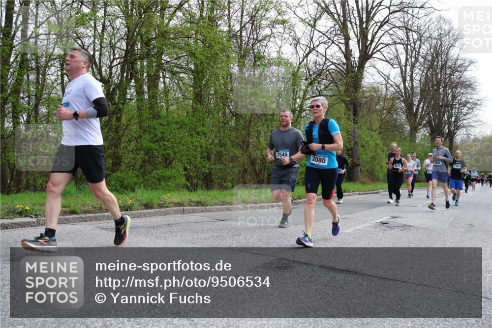 12.04.2026 - 45. Internationalen Wilhelmsburger Insellauf Yannick Fuchs http://msf.ph/oto/9506534 12.04.2026 13:00:58 Laufen 2545, 2080, 4671, 462, 3407, 3392 meine-sportfotos.de