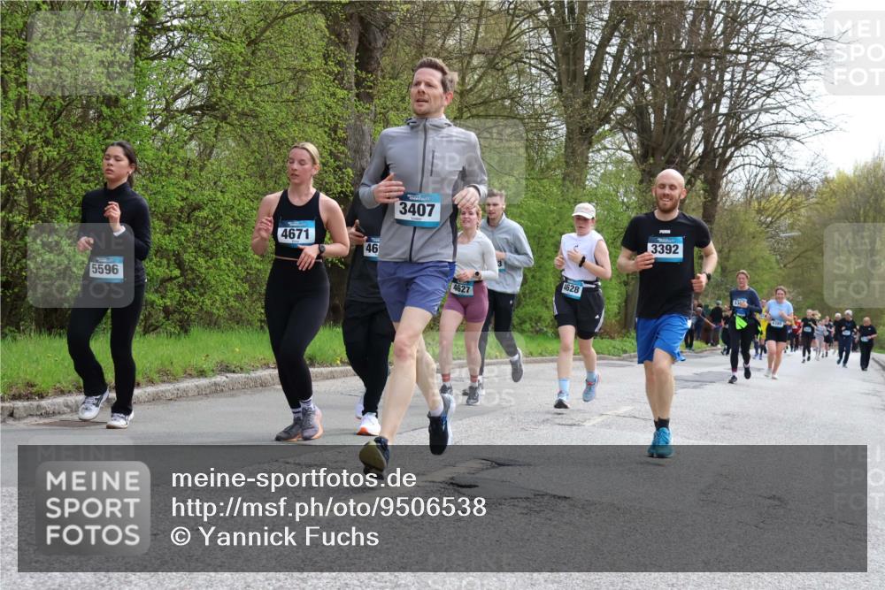 12.04.2026 - 45. Internationalen Wilhelmsburger Insellauf Yannick Fuchs http://msf.ph/oto/9506538 12.04.2026 13:00:59 Laufen 5596, 4671, 46, 3407, 4627, 4628, 3392 meine-sportfotos.de