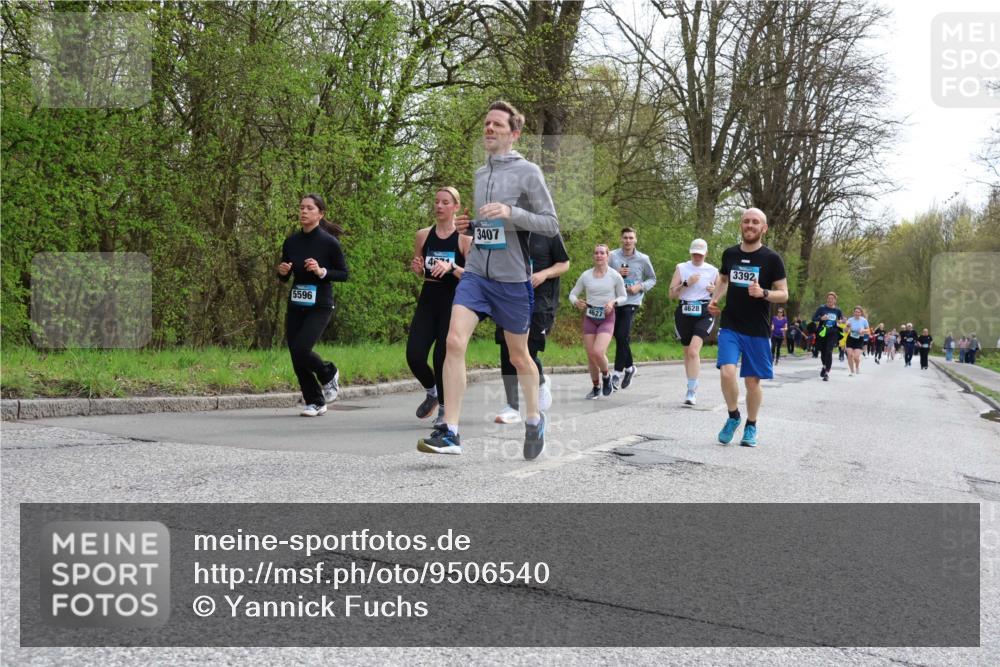 12.04.2026 - 45. Internationalen Wilhelmsburger Insellauf Yannick Fuchs http://msf.ph/oto/9506540 12.04.2026 13:01:00 Laufen 5596, 3407, 4627, 4628, 3392 meine-sportfotos.de