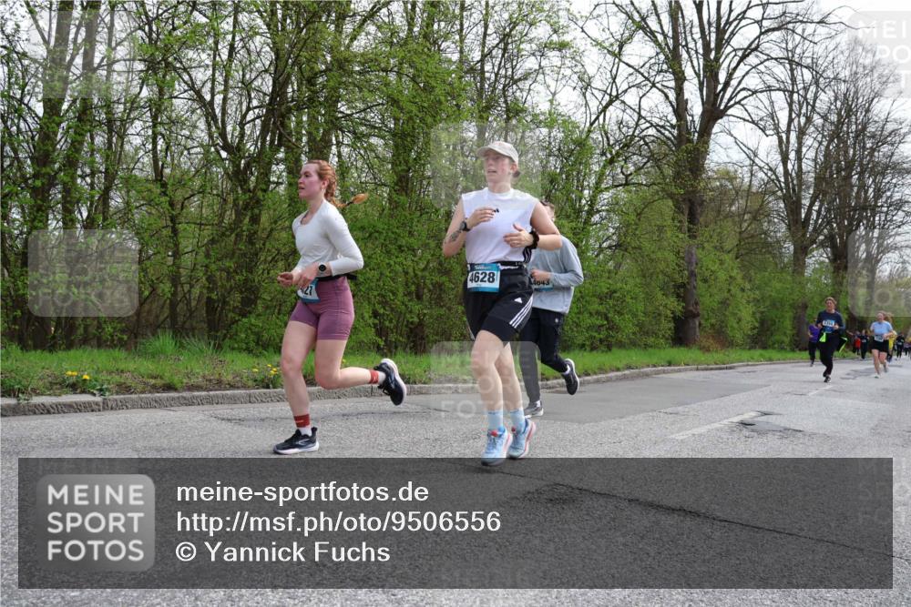 12.04.2026 - 45. Internationalen Wilhelmsburger Insellauf Yannick Fuchs http://msf.ph/oto/9506556 12.04.2026 13:01:03 Laufen 4628, 4043, 5350 meine-sportfotos.de
