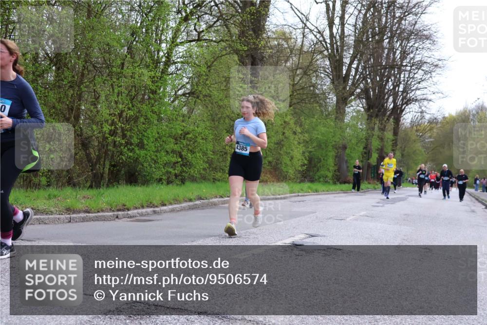 12.04.2026 - 45. Internationalen Wilhelmsburger Insellauf Yannick Fuchs http://msf.ph/oto/9506574 12.04.2026 13:01:07 Laufen 0, 4385 meine-sportfotos.de