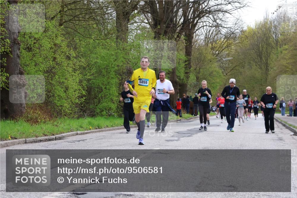 12.04.2026 - 45. Internationalen Wilhelmsburger Insellauf Yannick Fuchs http://msf.ph/oto/9506581 12.04.2026 13:01:10 Laufen 5108, 5855, 433, 5005, 5089, 4216 meine-sportfotos.de
