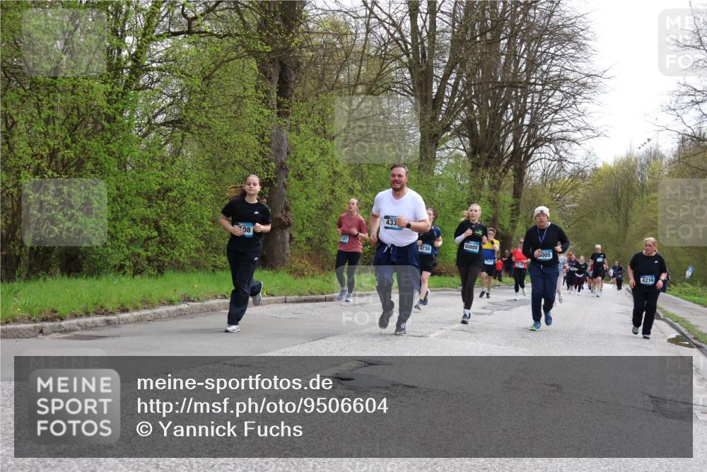 12.04.2026 - 45. Internationalen Wilhelmsburger Insellauf Yannick Fuchs http://msf.ph/oto/9506604 12.04.2026 13:01:15 Laufen 08, 433, 4730, 2275, 5005, 4216 meine-sportfotos.de