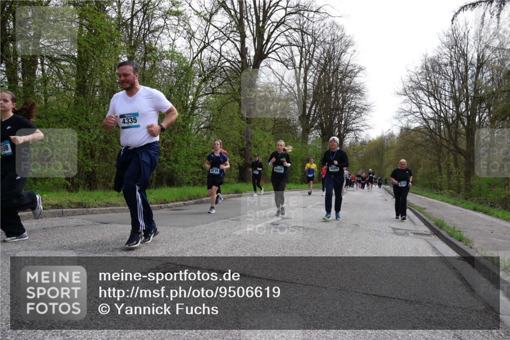 12.04.2026 - 45. Internationalen Wilhelmsburger Insellauf Yannick Fuchs http://msf.ph/oto/9506619 12.04.2026 13:01:17 Laufen 108, 4335, 4730, 5005 meine-sportfotos.de