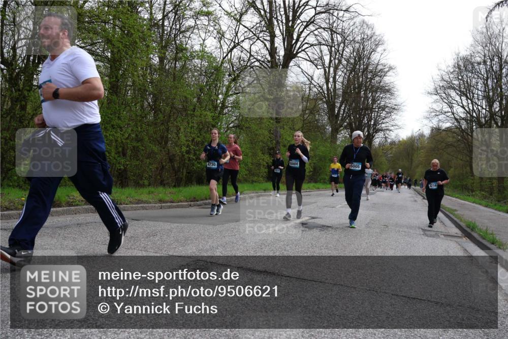 12.04.2026 - 45. Internationalen Wilhelmsburger Insellauf Yannick Fuchs http://msf.ph/oto/9506621 12.04.2026 13:01:18 Laufen 4730, 5005, 15009, 4216 meine-sportfotos.de