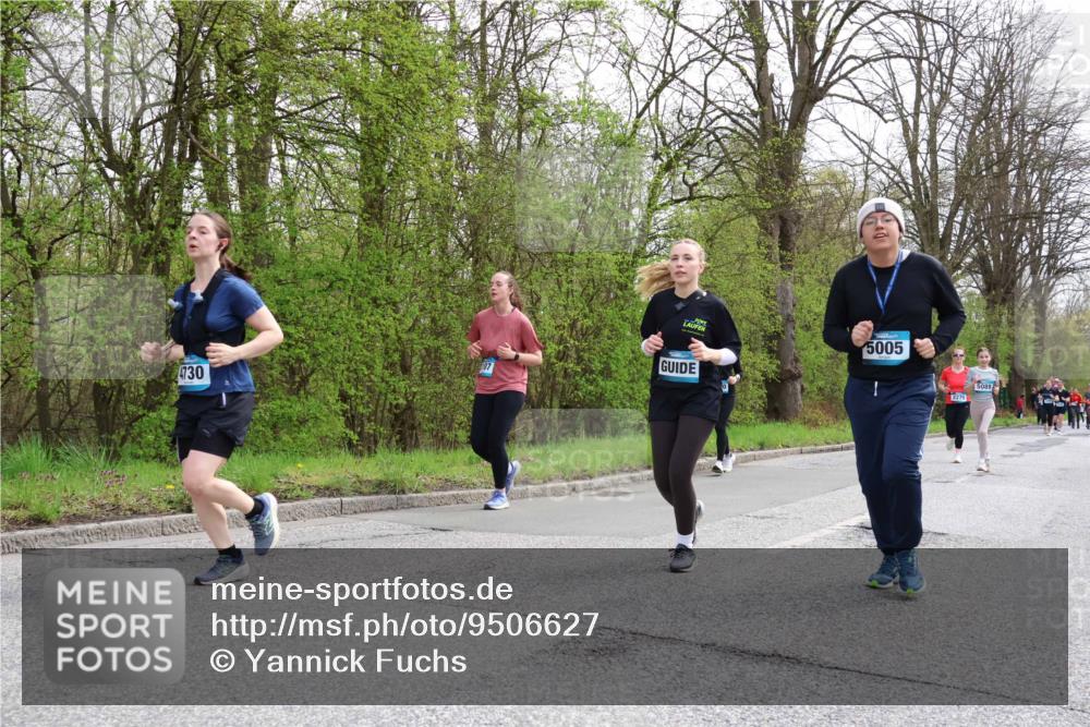 12.04.2026 - 45. Internationalen Wilhelmsburger Insellauf Yannick Fuchs http://msf.ph/oto/9506627 12.04.2026 13:01:19 Laufen 4730, 5005, 107, 2275, 5089 meine-sportfotos.de