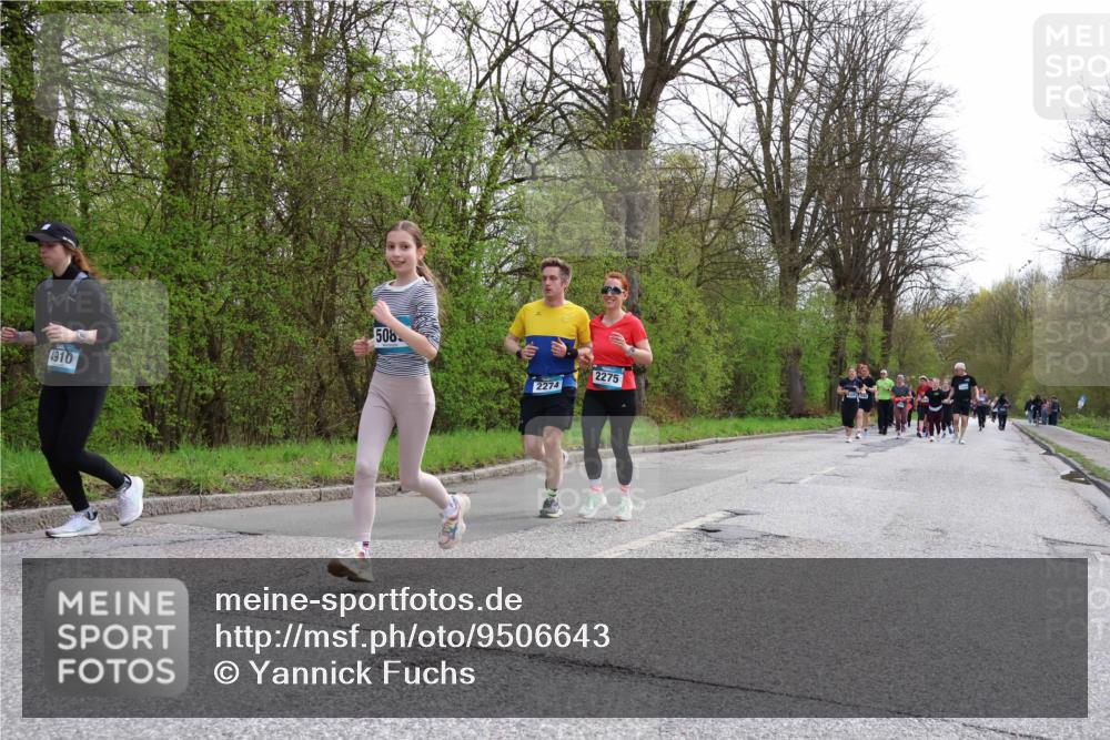 12.04.2026 - 45. Internationalen Wilhelmsburger Insellauf Yannick Fuchs http://msf.ph/oto/9506643 12.04.2026 13:01:22 Laufen 4910, 508, 2275, 2274 meine-sportfotos.de