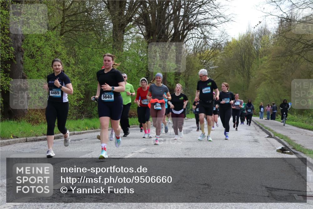 12.04.2026 - 45. Internationalen Wilhelmsburger Insellauf Yannick Fuchs http://msf.ph/oto/9506660 12.04.2026 13:01:27 Laufen 4465, 5640, 5418, 3686, 2327, 4919 meine-sportfotos.de