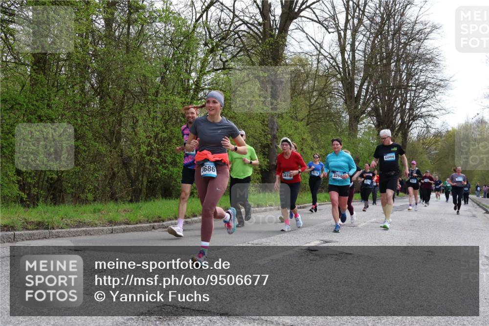 12.04.2026 - 45. Internationalen Wilhelmsburger Insellauf Yannick Fuchs http://msf.ph/oto/9506677 12.04.2026 13:01:30 Laufen 3686, 4178, 541, 3268, 10, 4919 meine-sportfotos.de