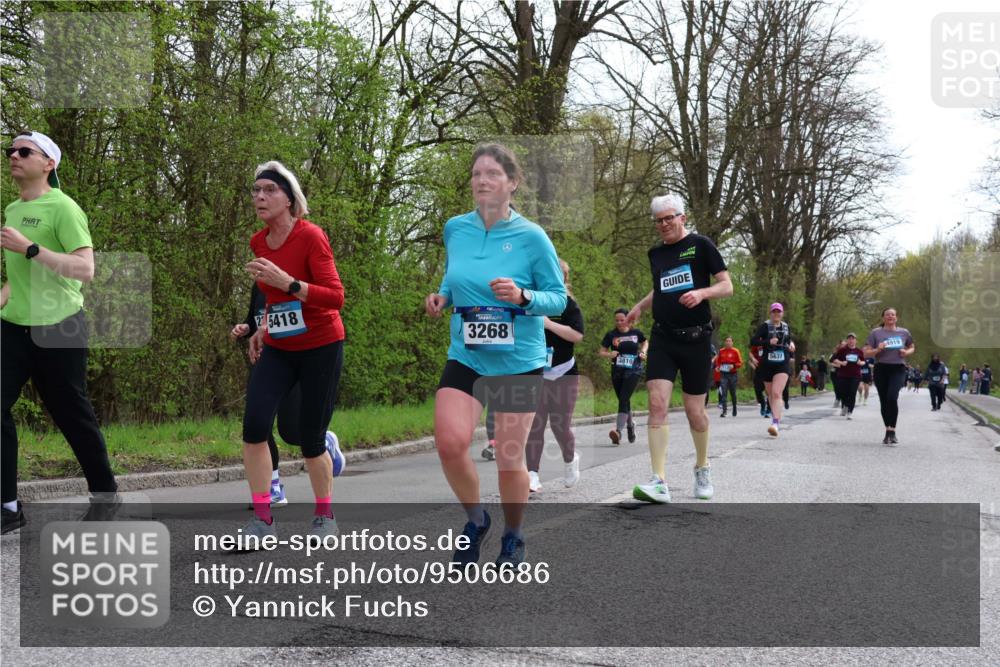12.04.2026 - 45. Internationalen Wilhelmsburger Insellauf Yannick Fuchs http://msf.ph/oto/9506686 12.04.2026 13:01:32 Laufen 25418, 3268, 4919, 3810, 5637 meine-sportfotos.de