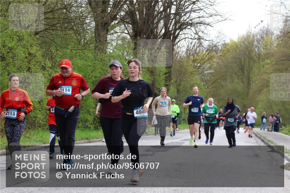12.04.2026 - 45. Internationalen Wilhelmsburger Insellauf Yannick Fuchs http://msf.ph/oto/9506707 12.04.2026 13:01:37 Laufen 2113, 5, 114, 4578, 4579, 5437, 46, 3462 meine-sportfotos.de