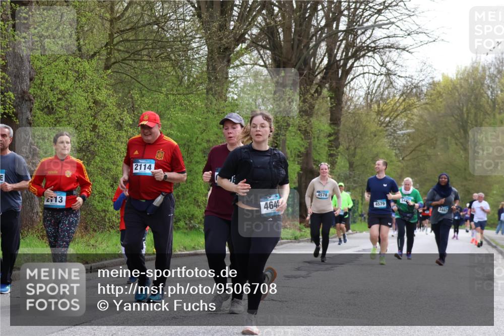 12.04.2026 - 45. Internationalen Wilhelmsburger Insellauf Yannick Fuchs http://msf.ph/oto/9506708 12.04.2026 13:01:38 Laufen 2114, 2113, 4578, 464, 542, 4579, 3463 meine-sportfotos.de