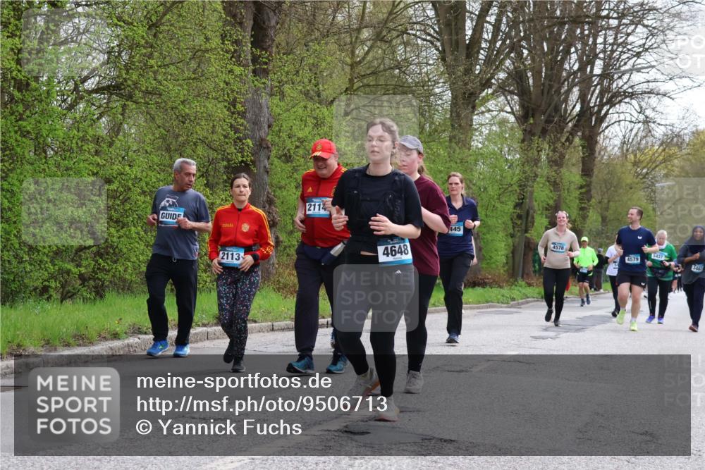 12.04.2026 - 45. Internationalen Wilhelmsburger Insellauf Yannick Fuchs http://msf.ph/oto/9506713 12.04.2026 13:01:38 Laufen 2113, 2114, 4648, 445, 4578, 5437, 4579 meine-sportfotos.de