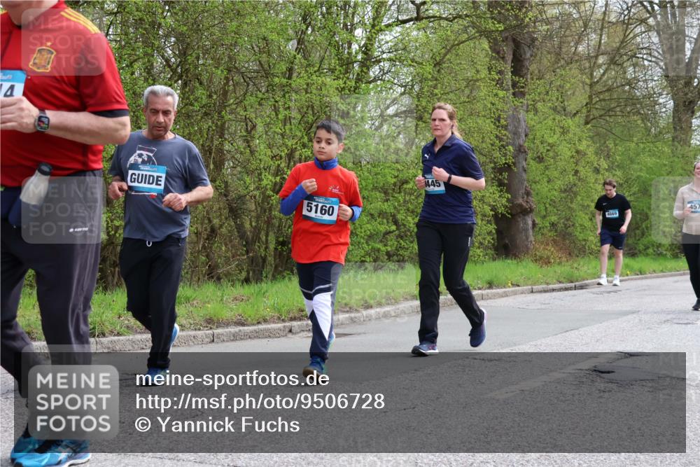 12.04.2026 - 45. Internationalen Wilhelmsburger Insellauf Yannick Fuchs http://msf.ph/oto/9506728 12.04.2026 13:01:42 Laufen 4, 5160, 445, 4669, 457 meine-sportfotos.de