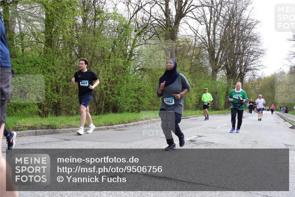 12.04.2026 - 45. Internationalen Wilhelmsburger Insellauf Yannick Fuchs http://msf.ph/oto/9506756 12.04.2026 13:01:47 Laufen 4669, 462, 543 meine-sportfotos.de
