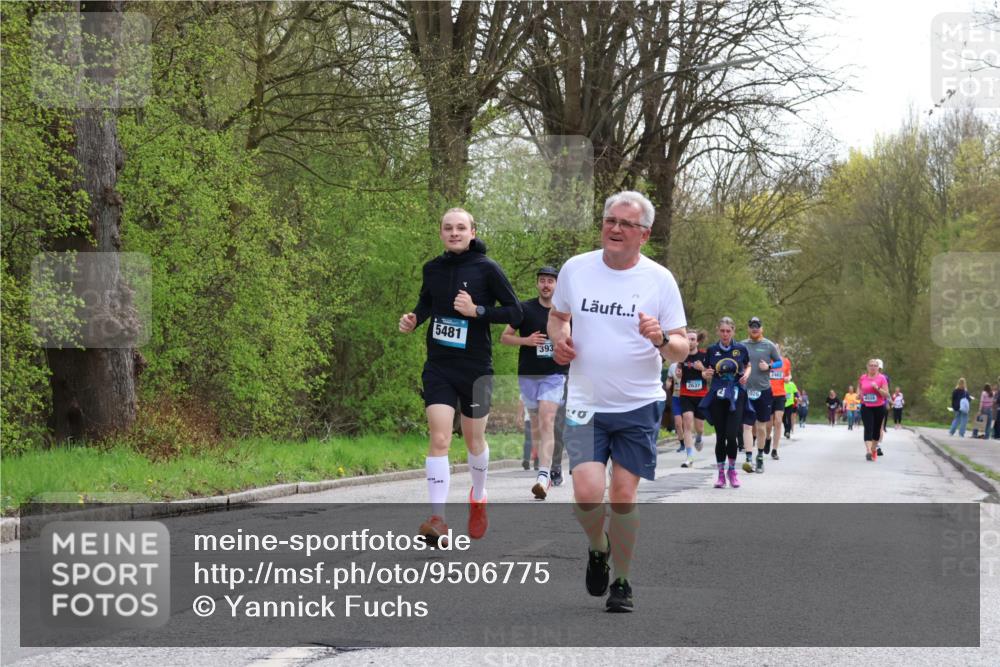 12.04.2026 - 45. Internationalen Wilhelmsburger Insellauf Yannick Fuchs http://msf.ph/oto/9506775 12.04.2026 13:01:51 Laufen 5481, 393, 2637, 2462 meine-sportfotos.de